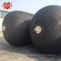 Buen rendimiento flotante Guardabarros de goma neumático yokoama guardabarros de Xincheng